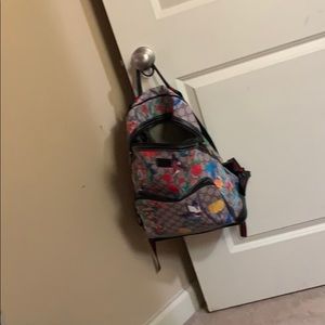 Meet your Posher, Kendra